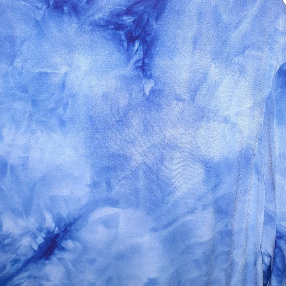 Clothes - Picture 5 of 6